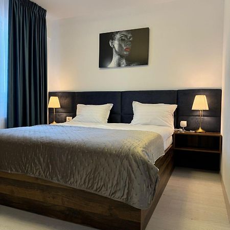 Palladium Apartament Brasov Exterior photo