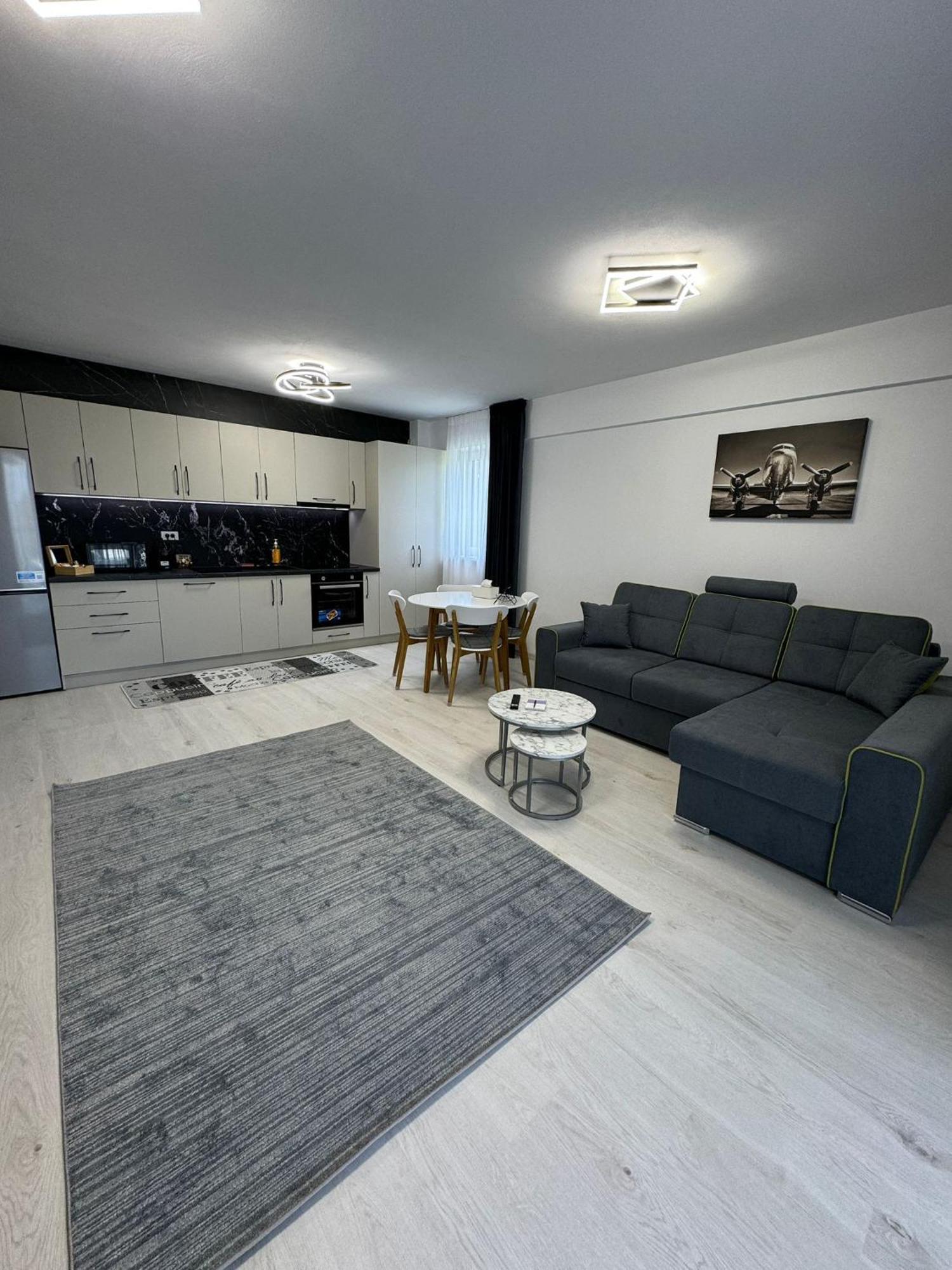 Palladium Apartament Brasov Exterior photo